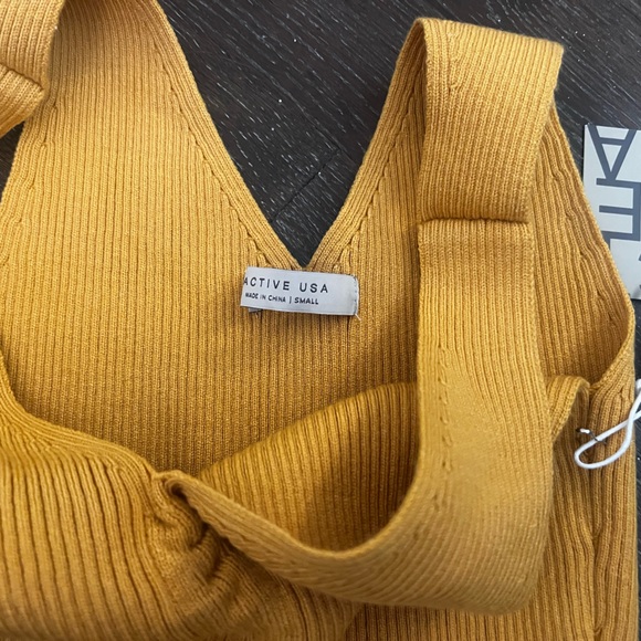 Knit Tank Top - Picture 3 of 3